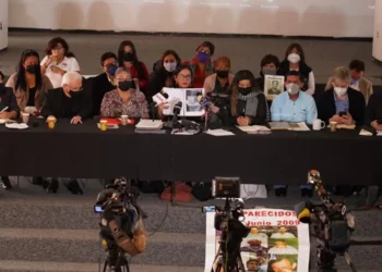 En lugar de investigar desapariciones, Estado persigue a periodistas, defensores y peritos