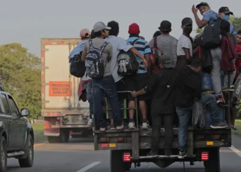 AMLO visita Centroamérica en medio de un récord de deportaciones de migrantes