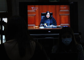 La ministra que rompió el techo de cristal y otros paradigmas