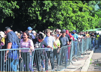 Aspirantes presidenciales, sin dar agenda migratoria