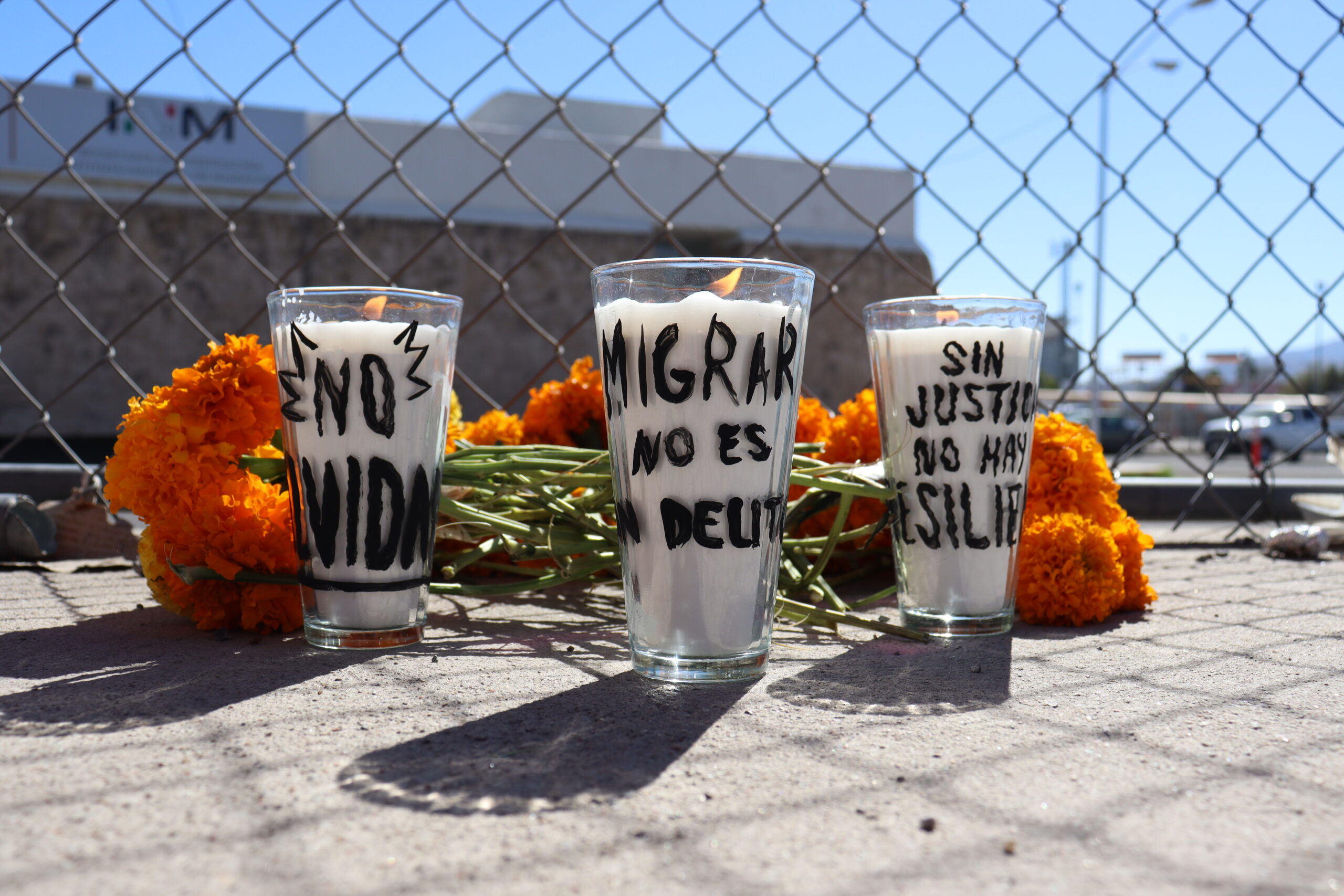 ¿Quiénes son las víctimas del incendio en la estancia migratoria?